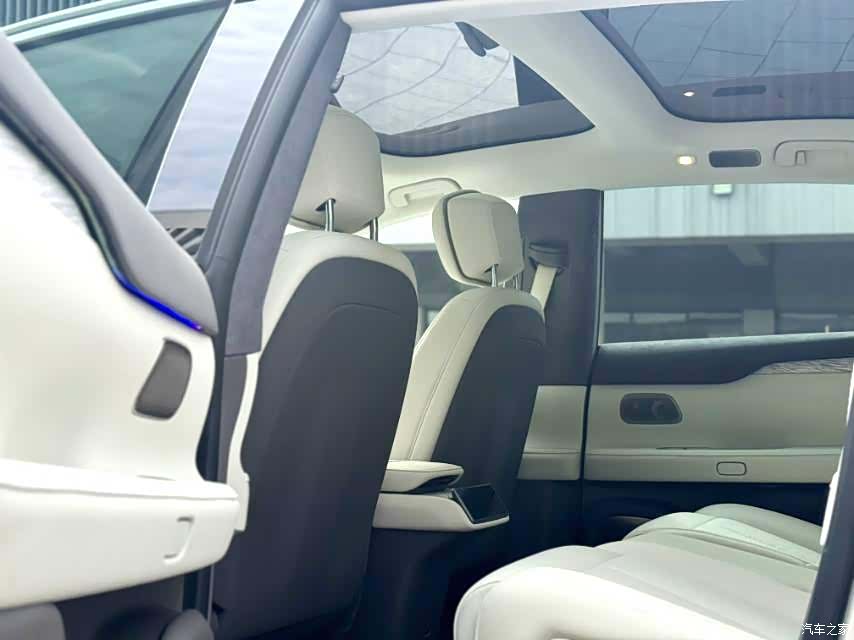 NIO ET7, 2024 6