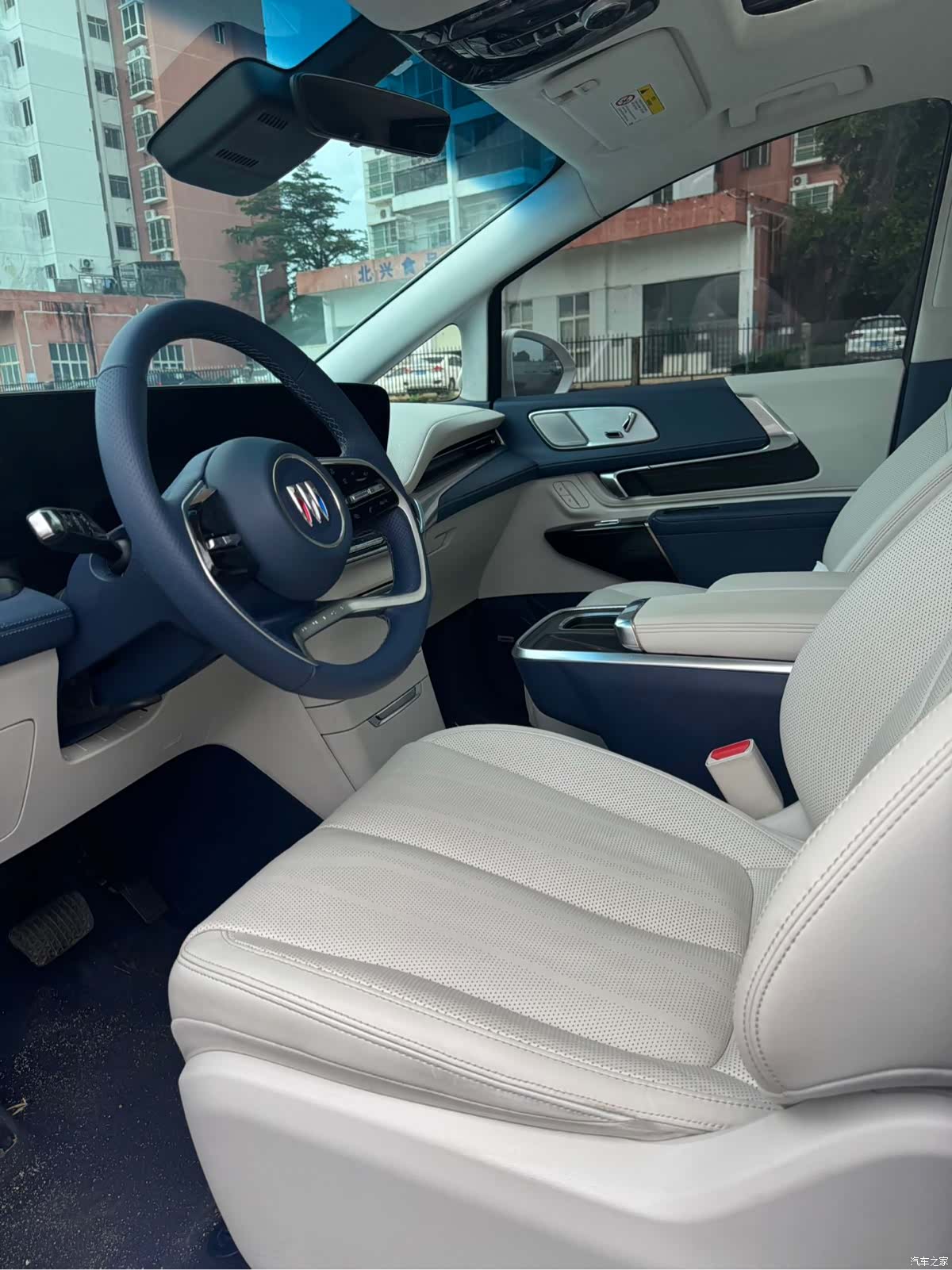 Buick Century, 2023 6