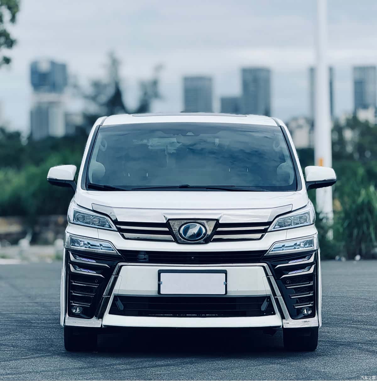 Toyota Vellfire, 2020 2