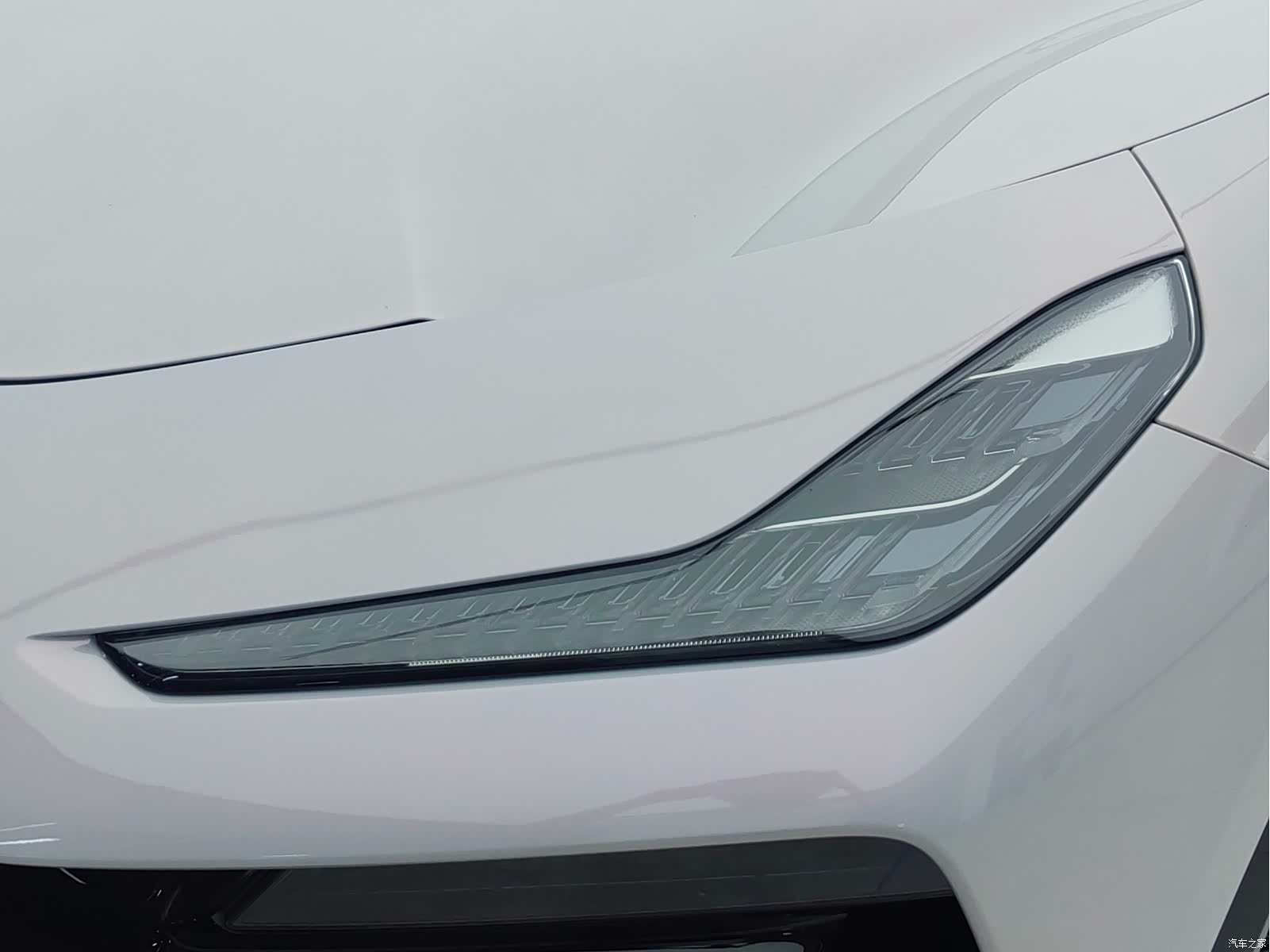 Lotus ELETRE, 2023 6