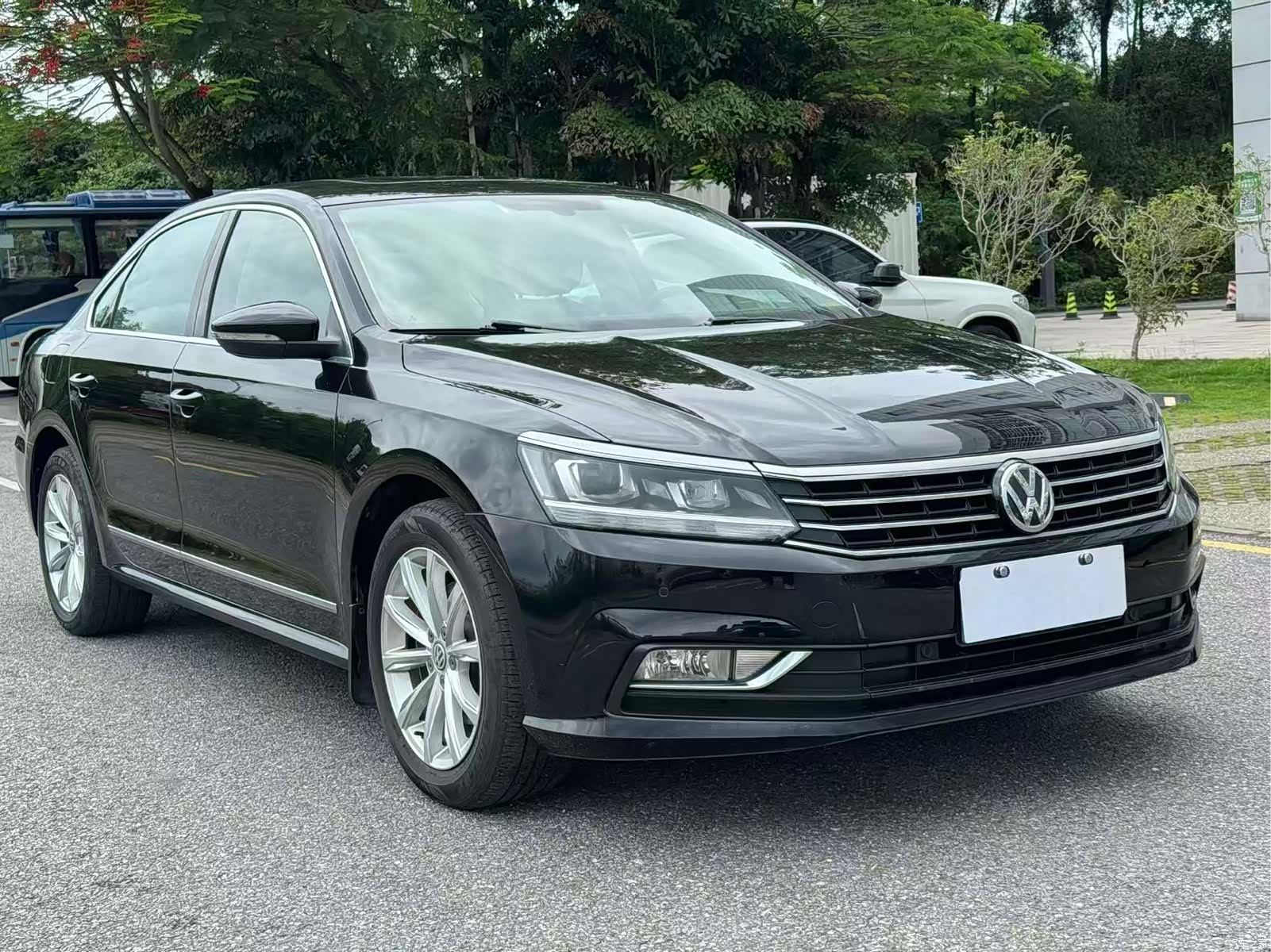 Volkswagen Passat, 2018 4