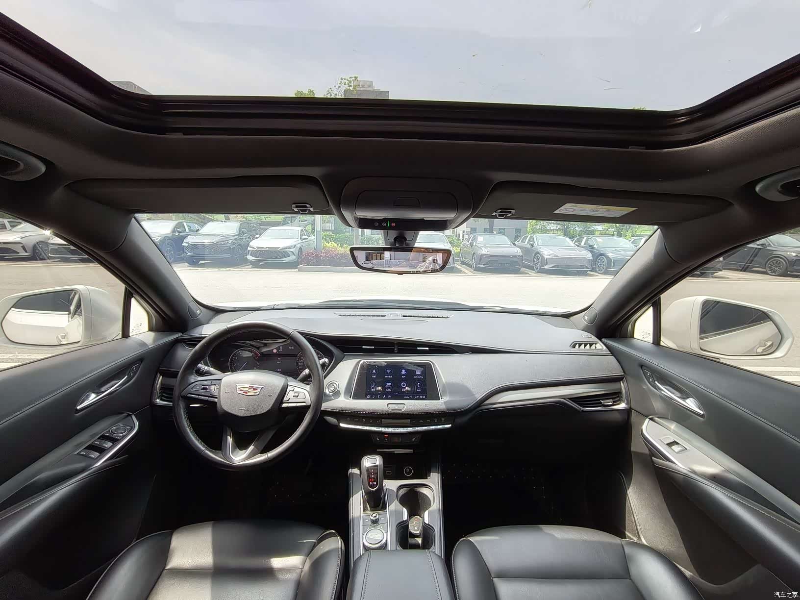 Cadillac XT4, 2019 10