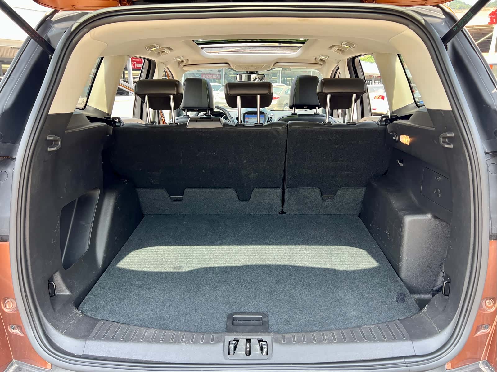 Ford Kuga, 2018 16