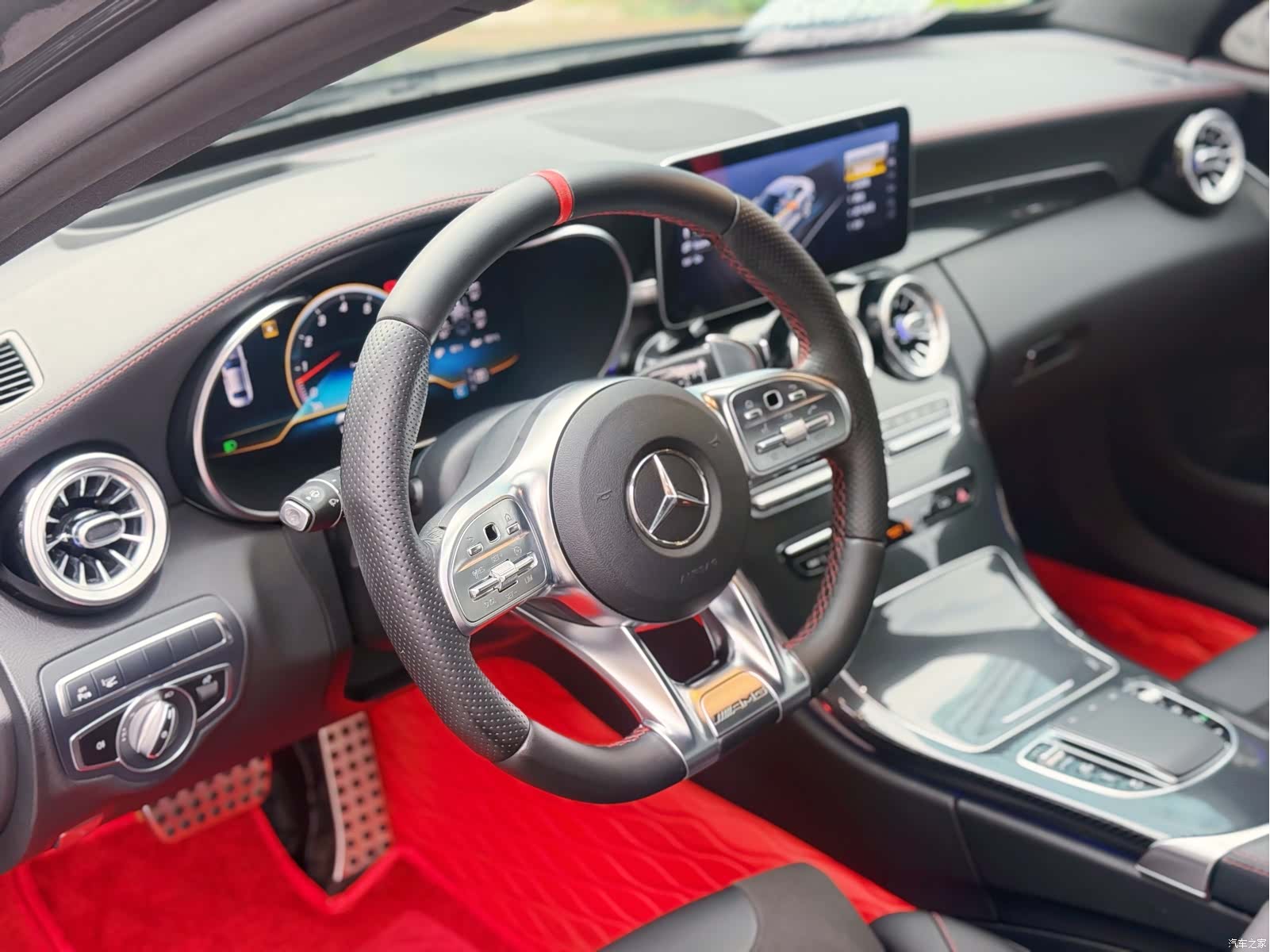Mercedes-Benz C-Class, 2021 13