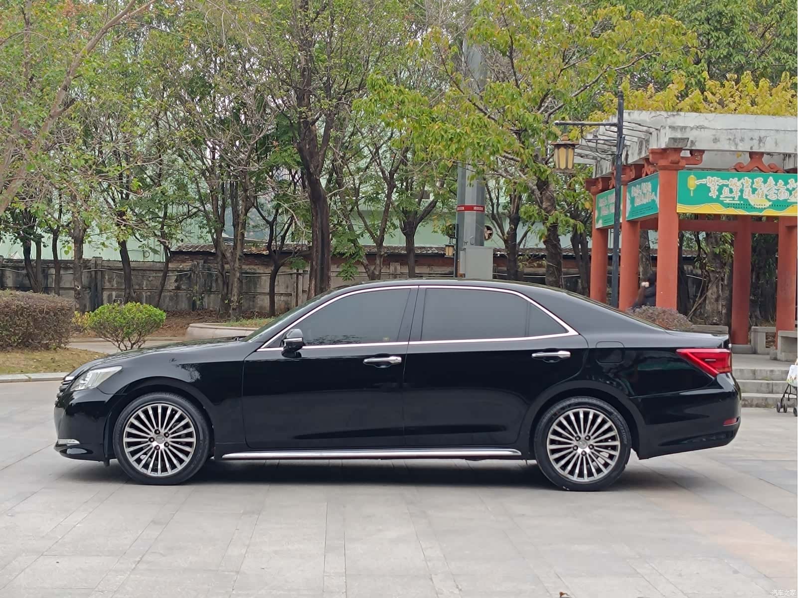 Toyota Crown, 2018 20