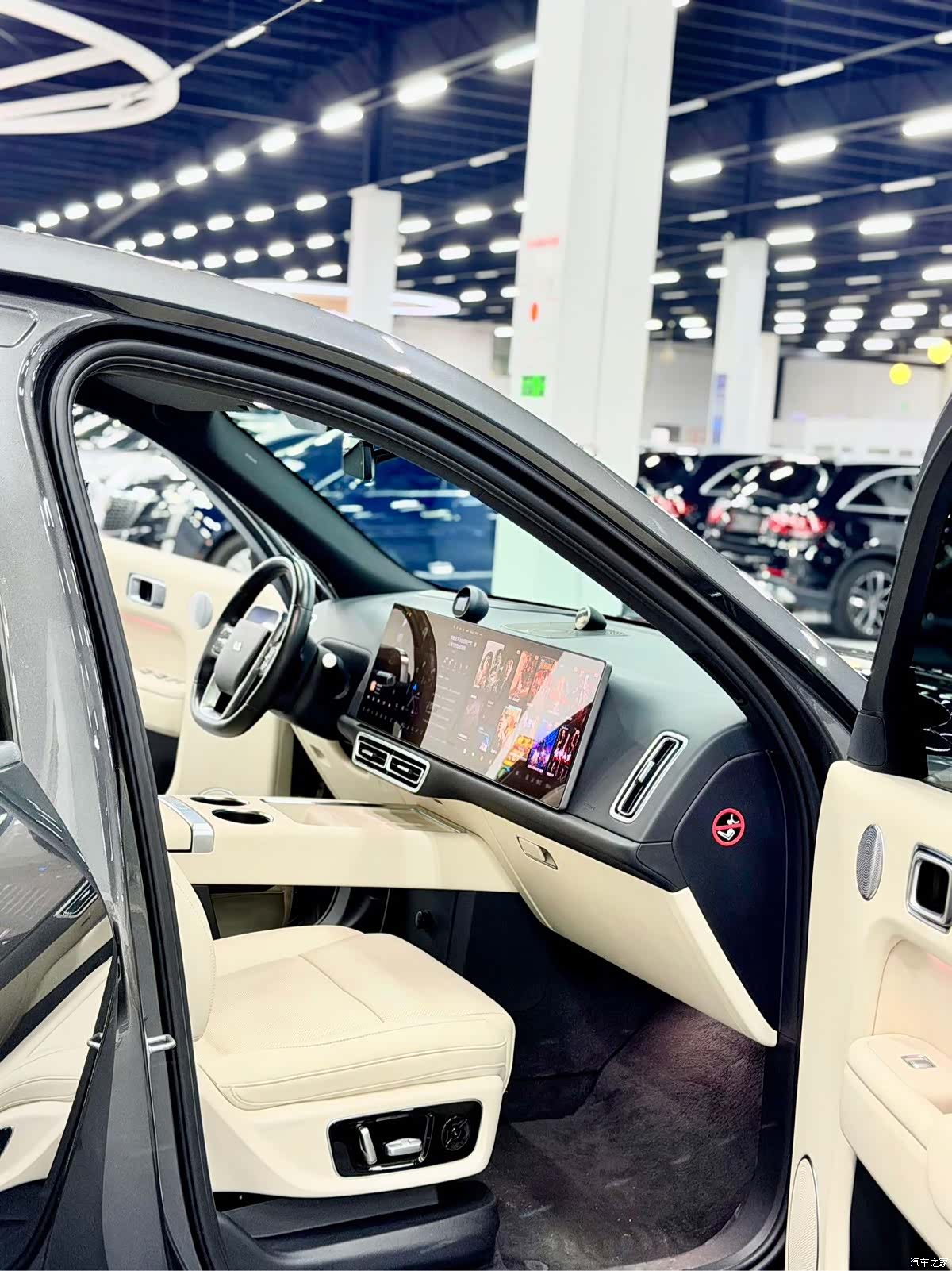 Li Auto L8, 2022 8