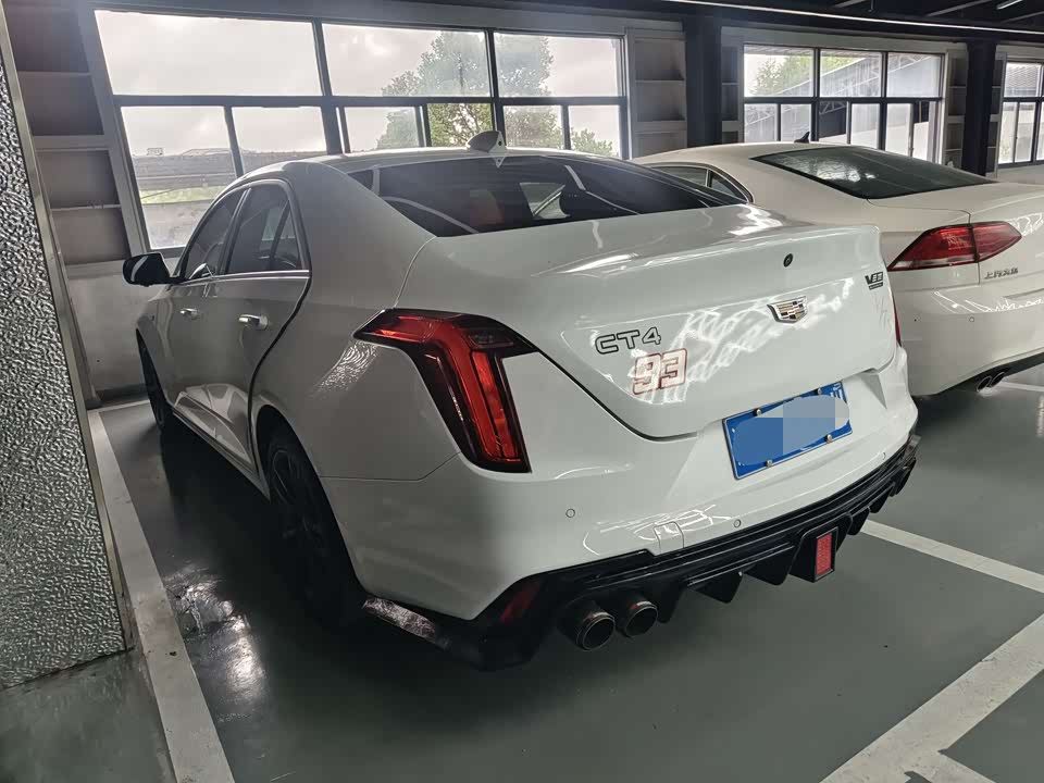 Cadillac CT4