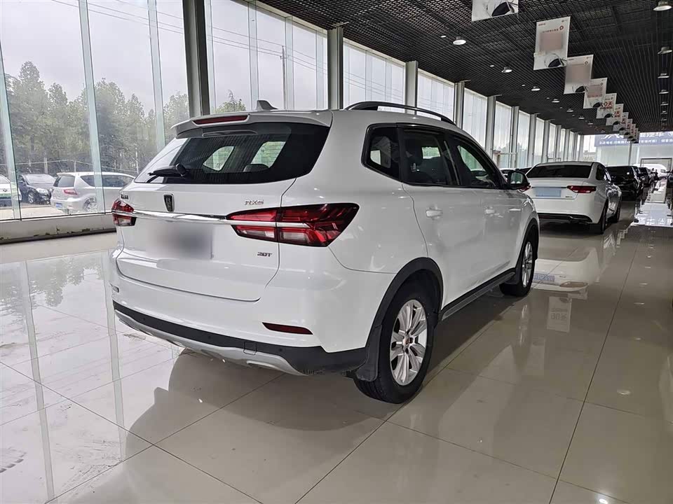 Roewe RX5