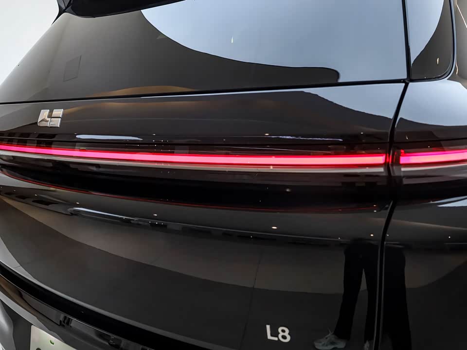 Li Auto Ideal L8