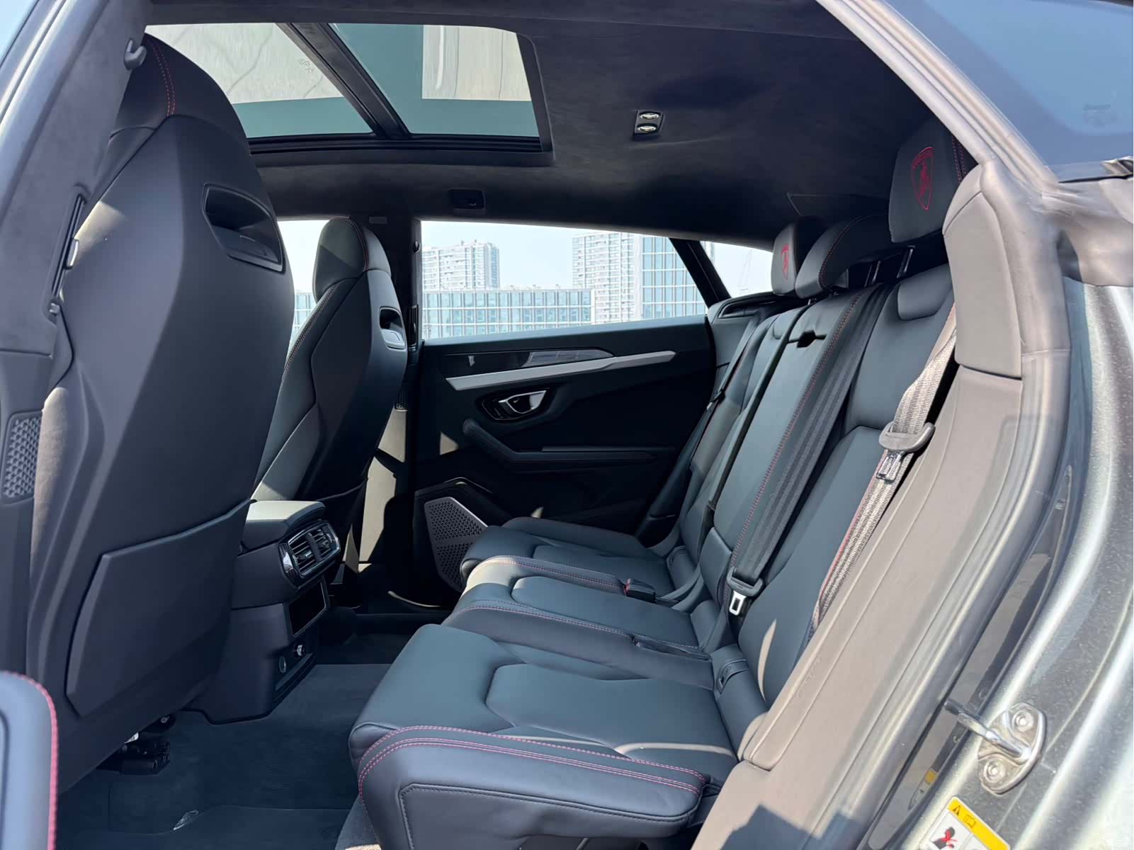 Lamborghini Urus, 2019 17