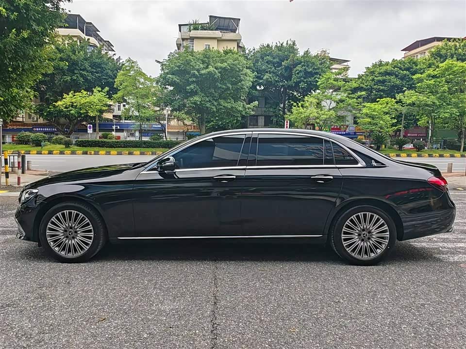 Mercedes-Benz E-class Mercedes-Benz E-class
