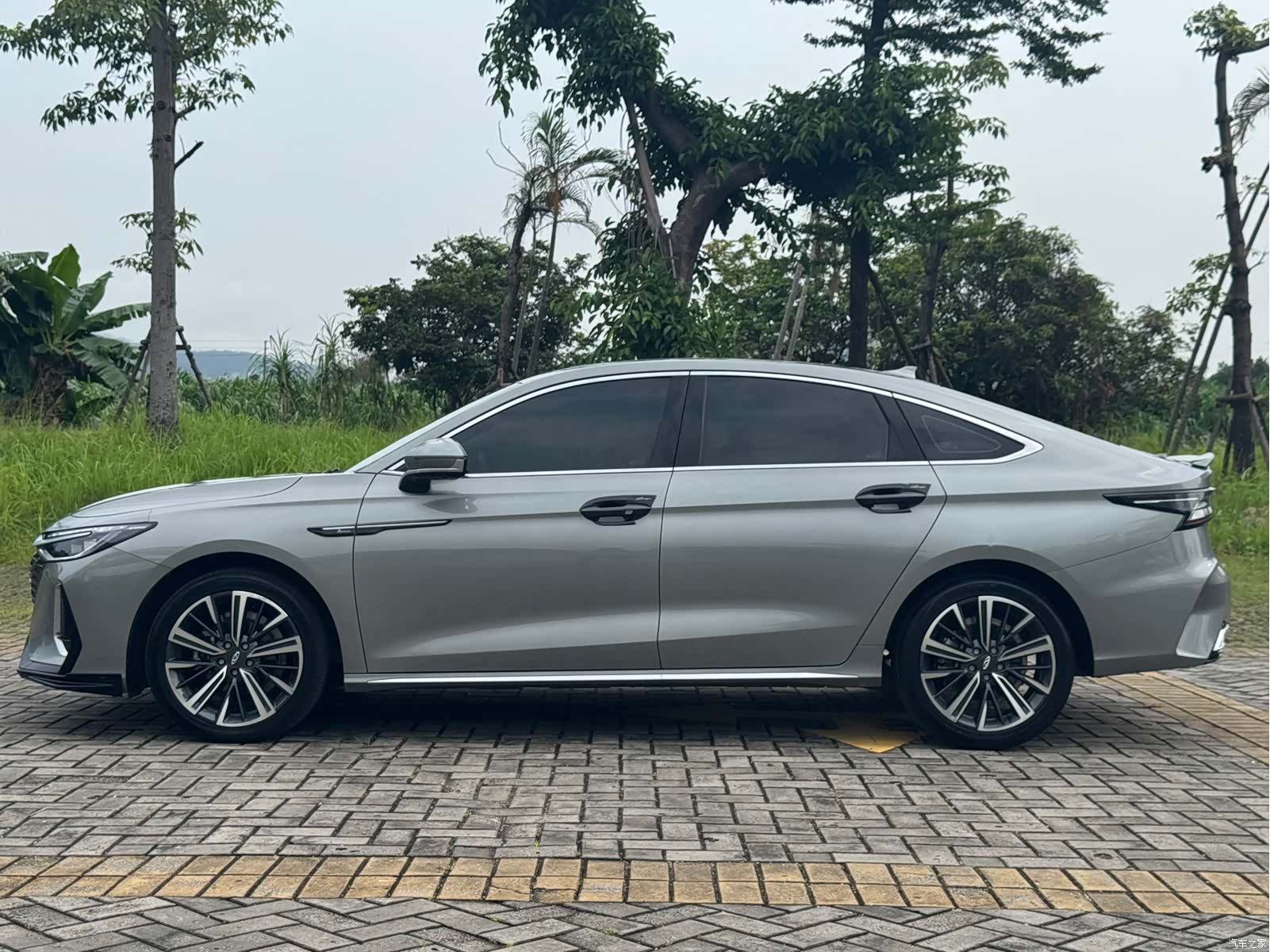 Chery Arrizo 8, 2024 7