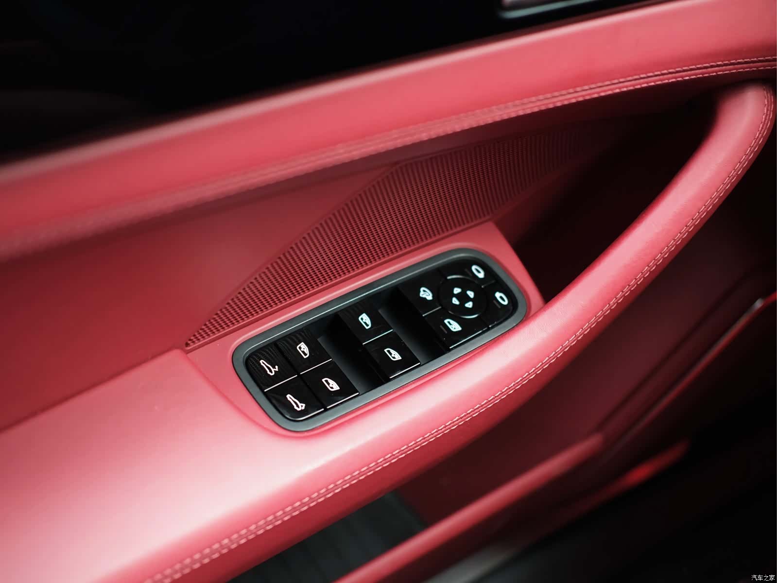 Porsche Panamera, 2022 12