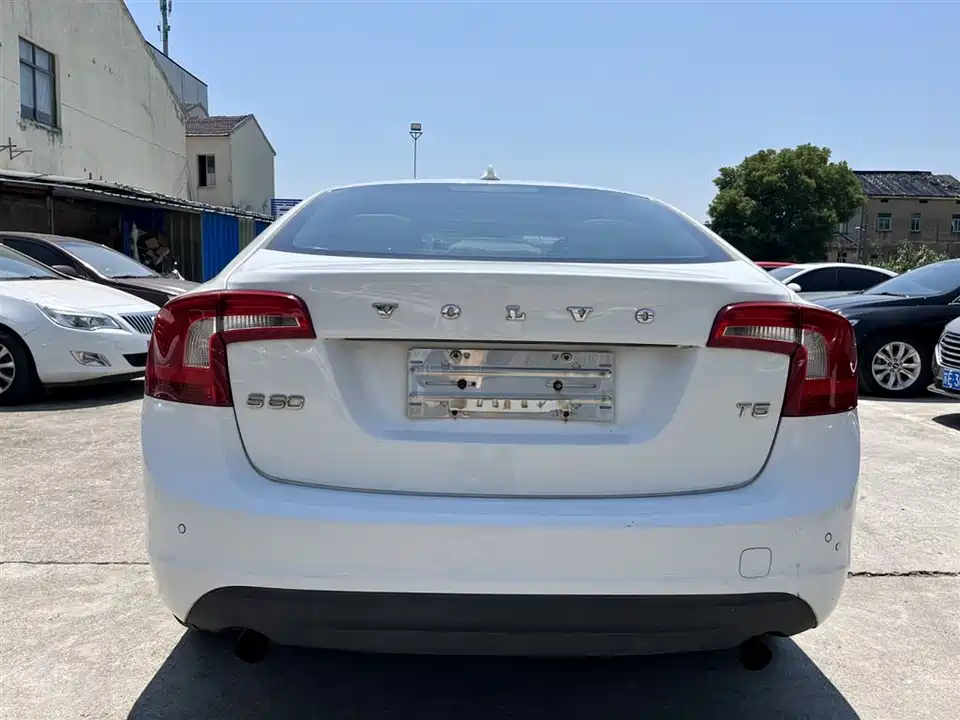 Volvo S60