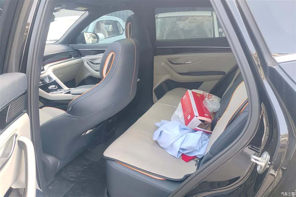 BYD Song, 2022 11