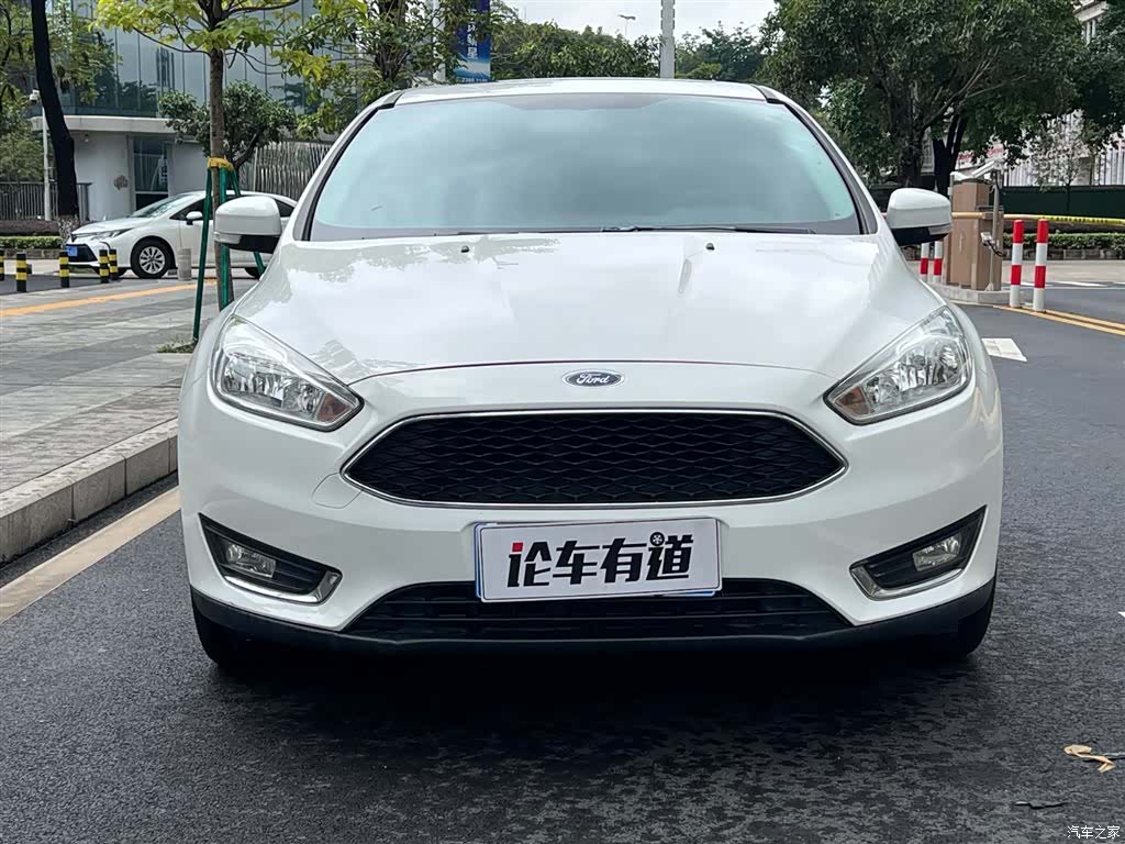 Ford Focus, 2018 25