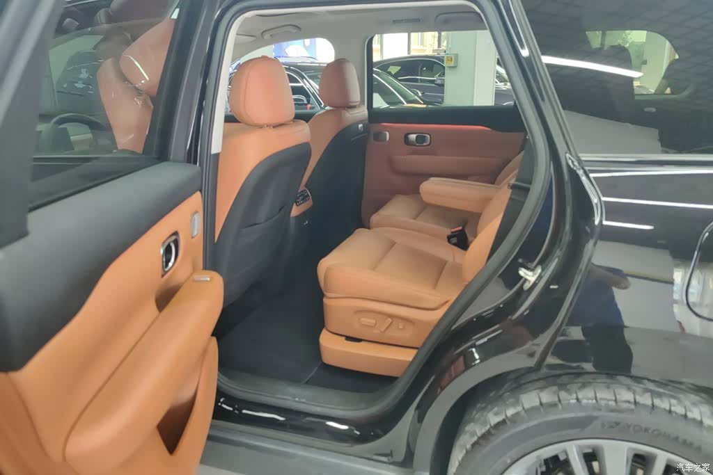 Leapmotor C16, 2025 11