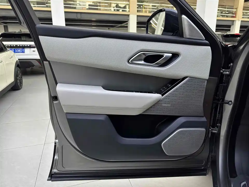 Land Rover Range Rover Star Pulse