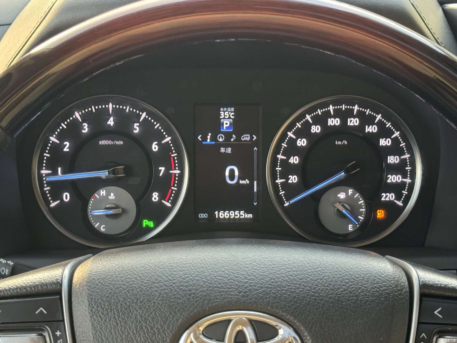 Toyota Alphard, 2017 11