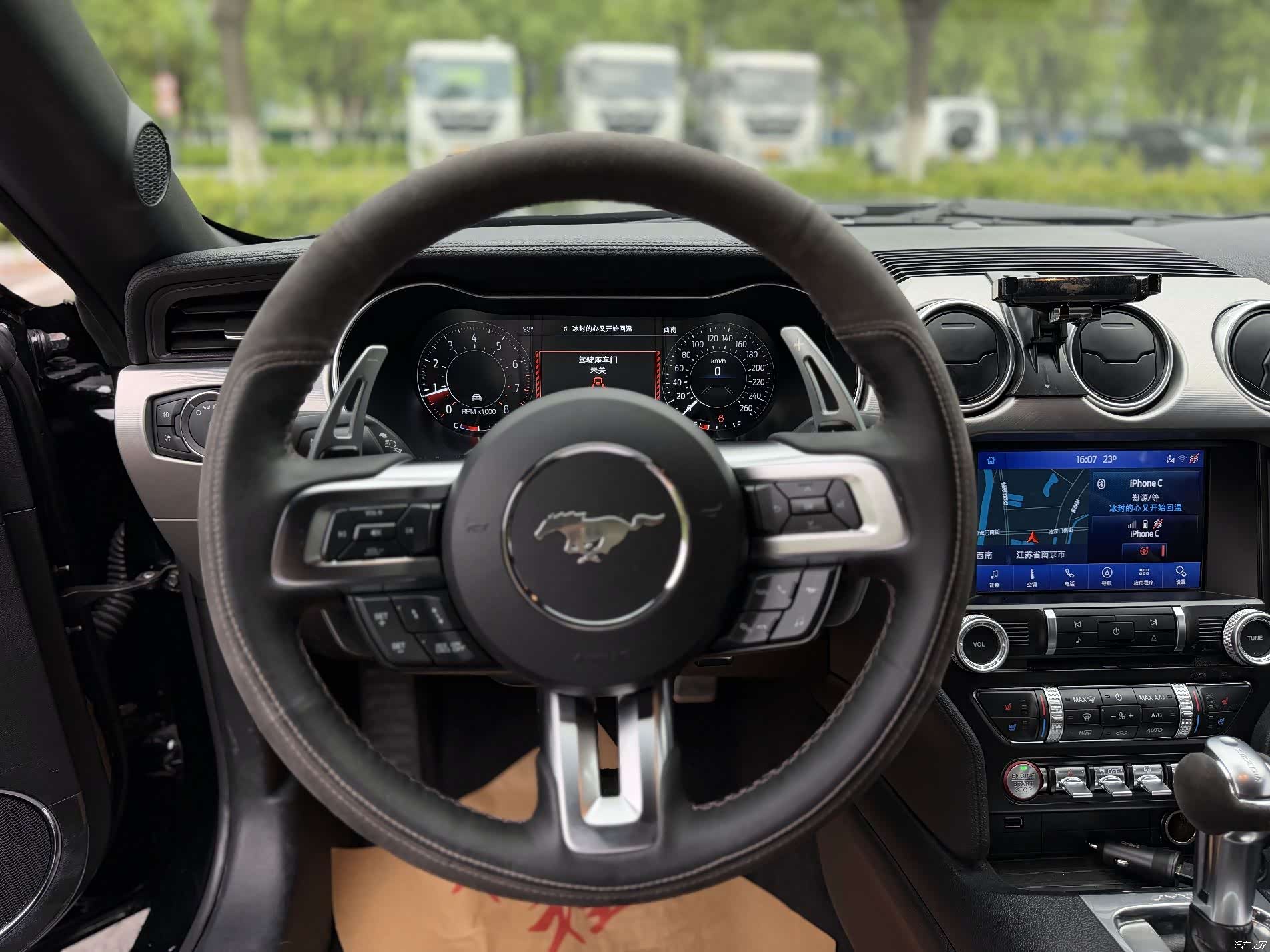 Ford Mustang, 2020 10
