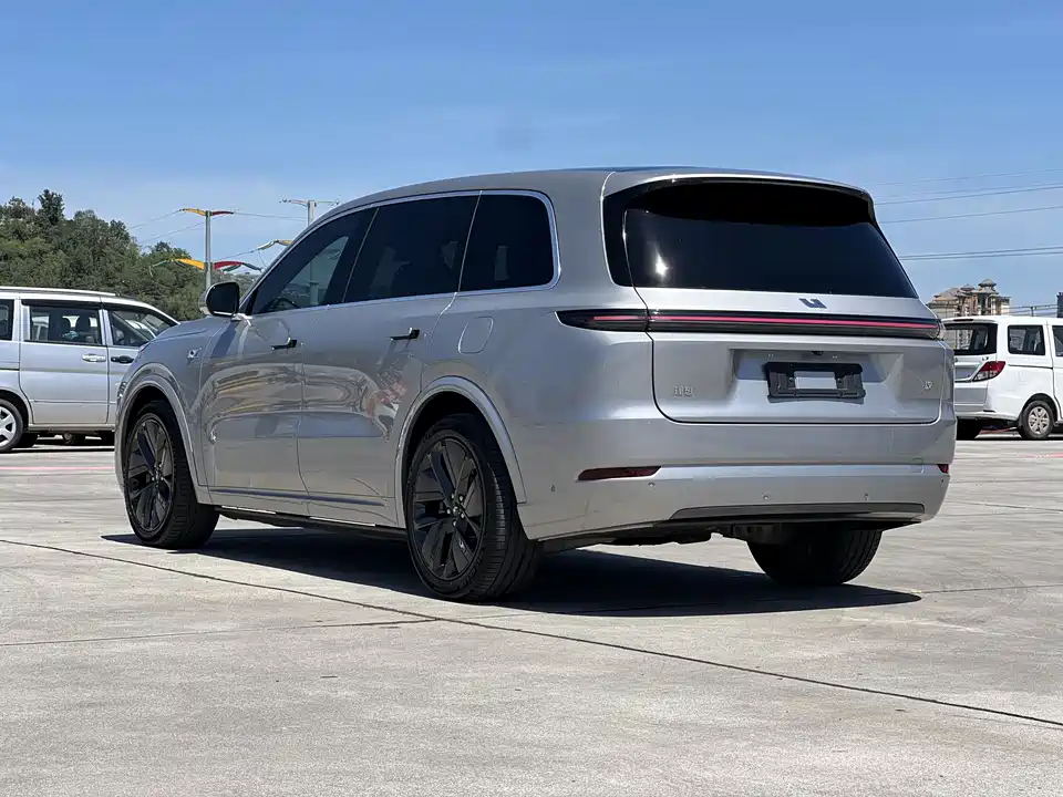 Li Auto Ideal L9