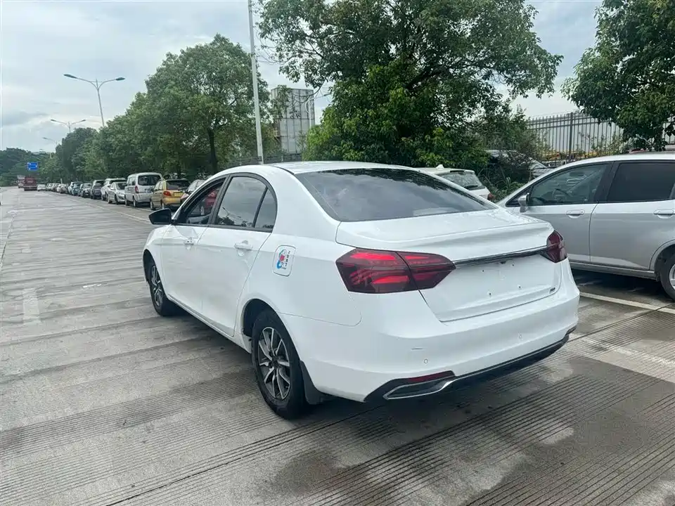 Geely Emgrand