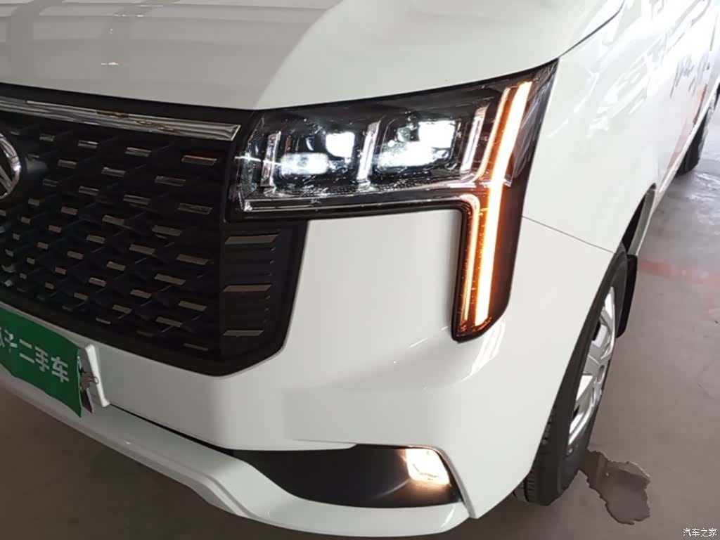 Maxus V80, 2025 18