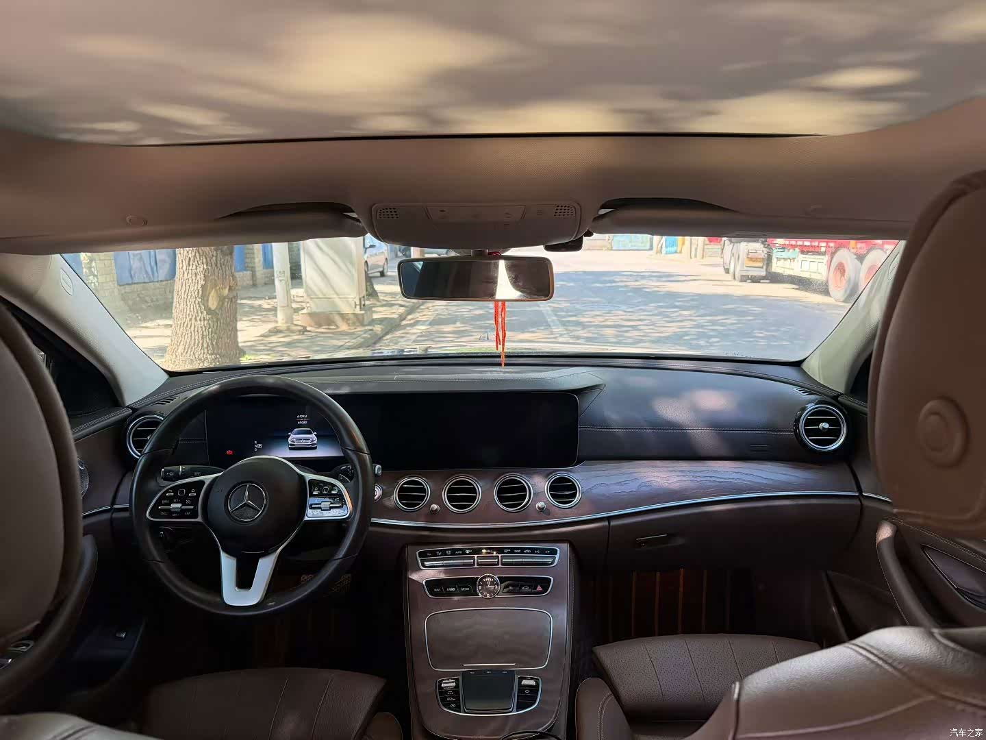 Mercedes-Benz E-Class, 2020 все фото