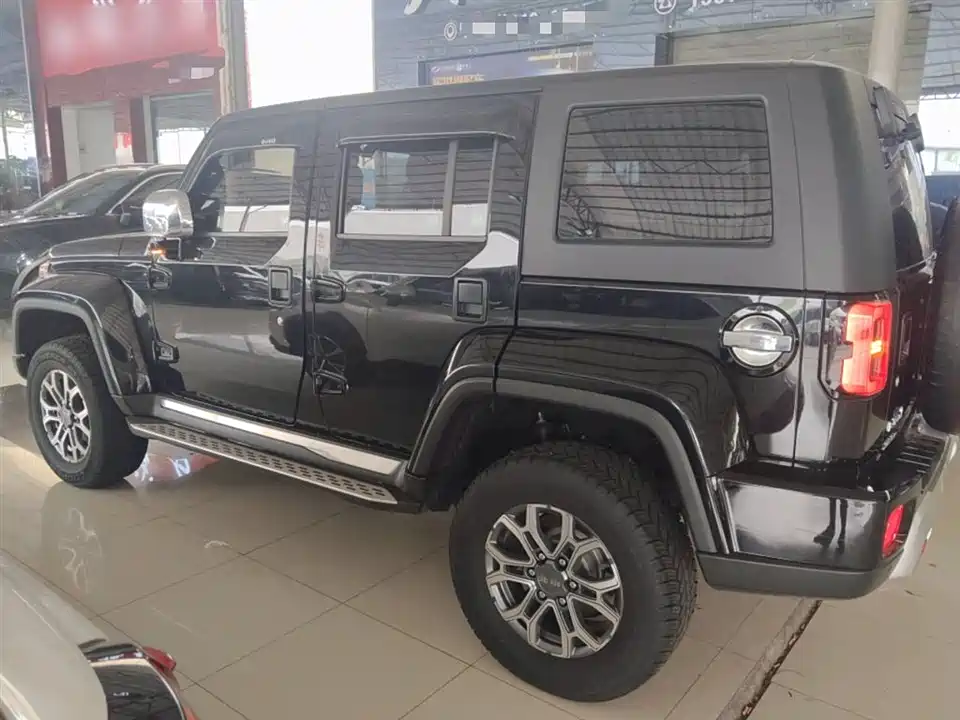 Beijing BJ40