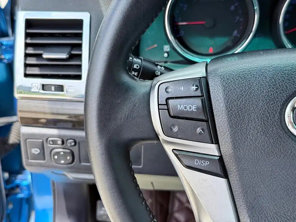 Toyota Reiz