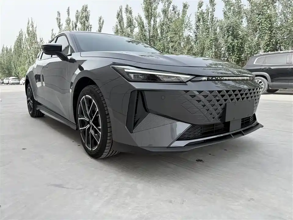 Changan UNI-V Smart iDD