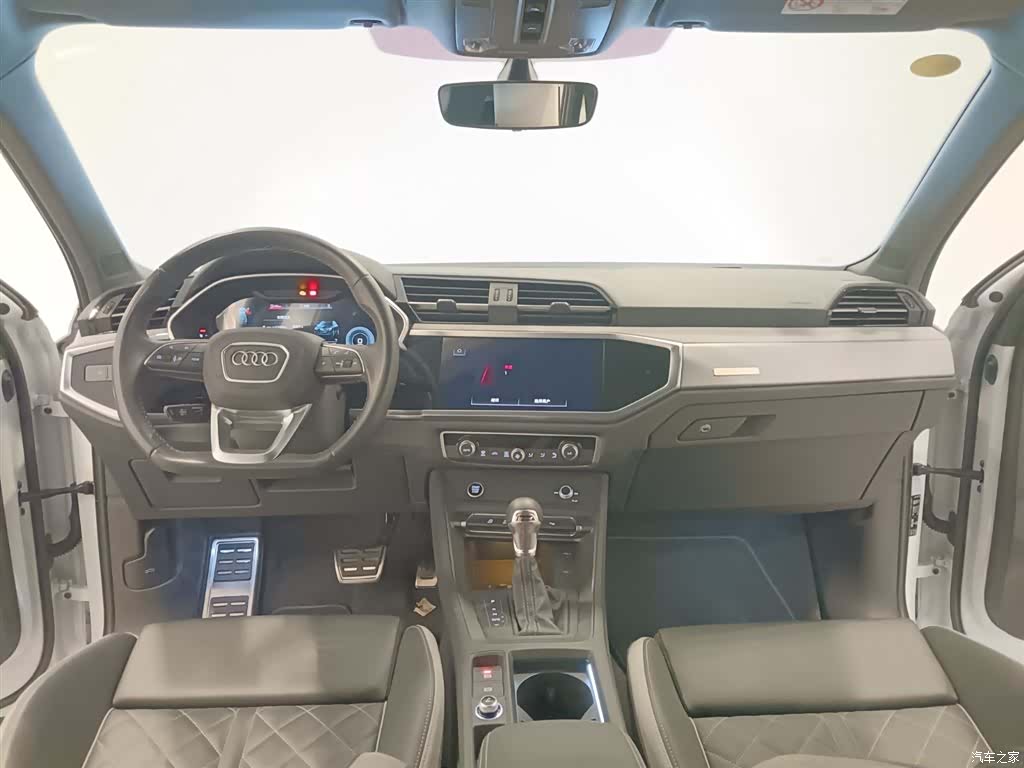 Audi Q3, 2024 6