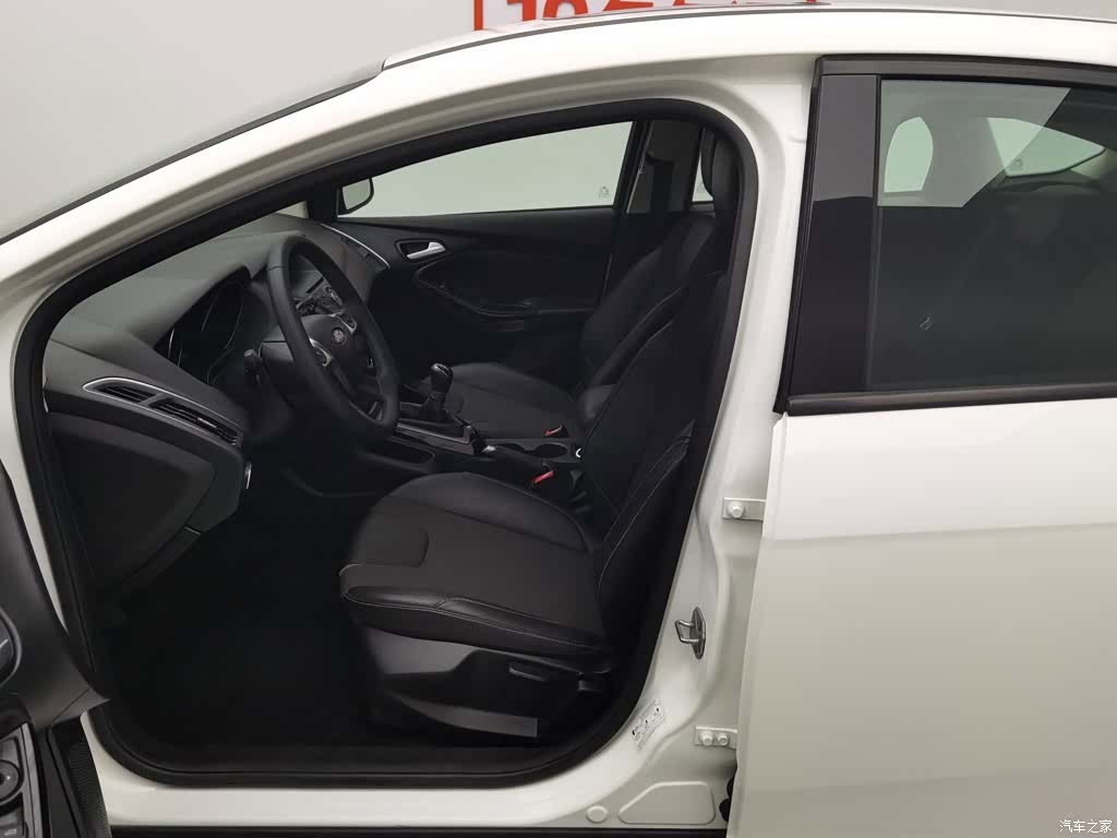 Ford Focus, 2014 10