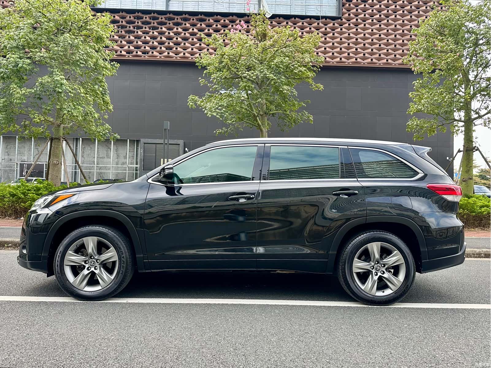Toyota Highlander, 2019 3