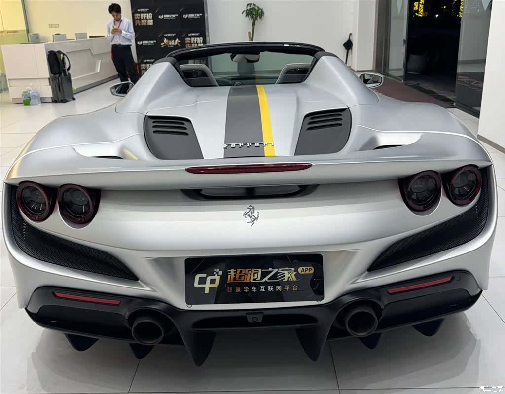 Ferrari F8, 2023 все фото