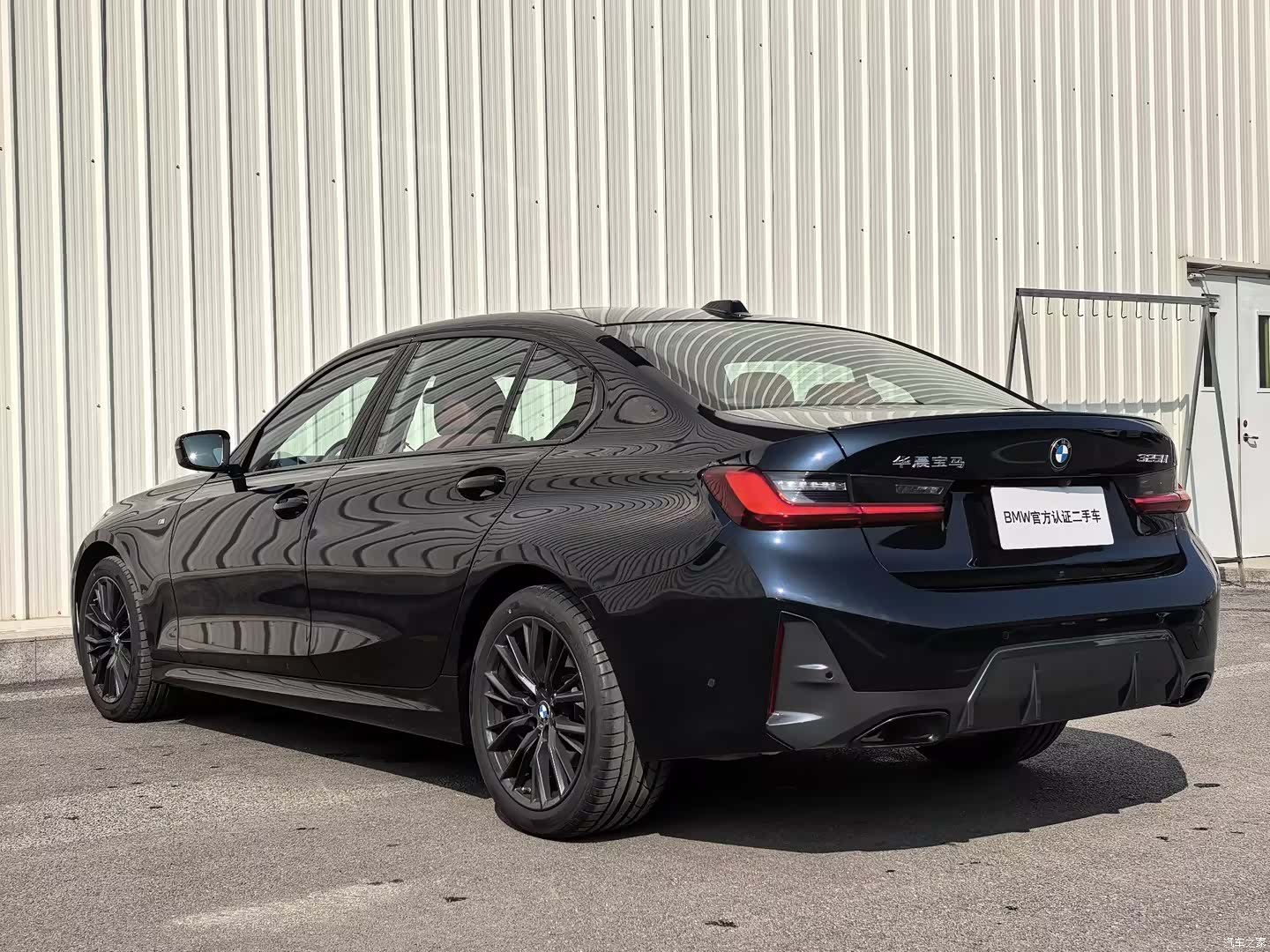 BMW 3 Series, 2025 12