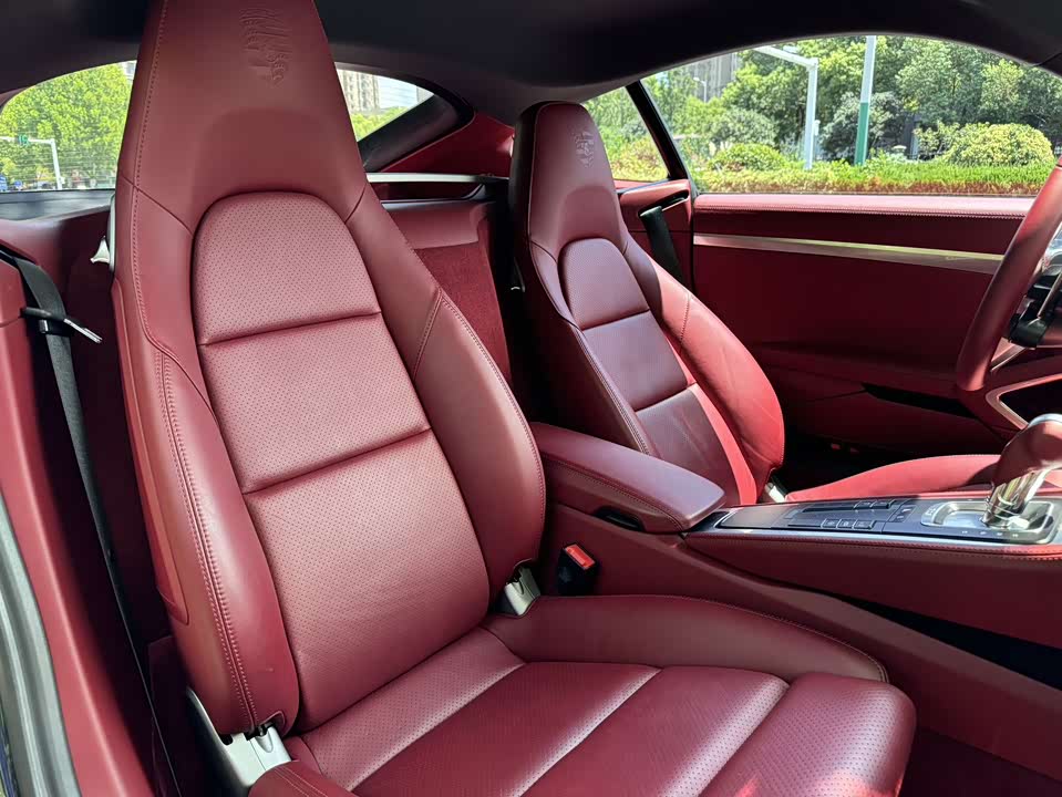 Porsche 718 Porsche 718