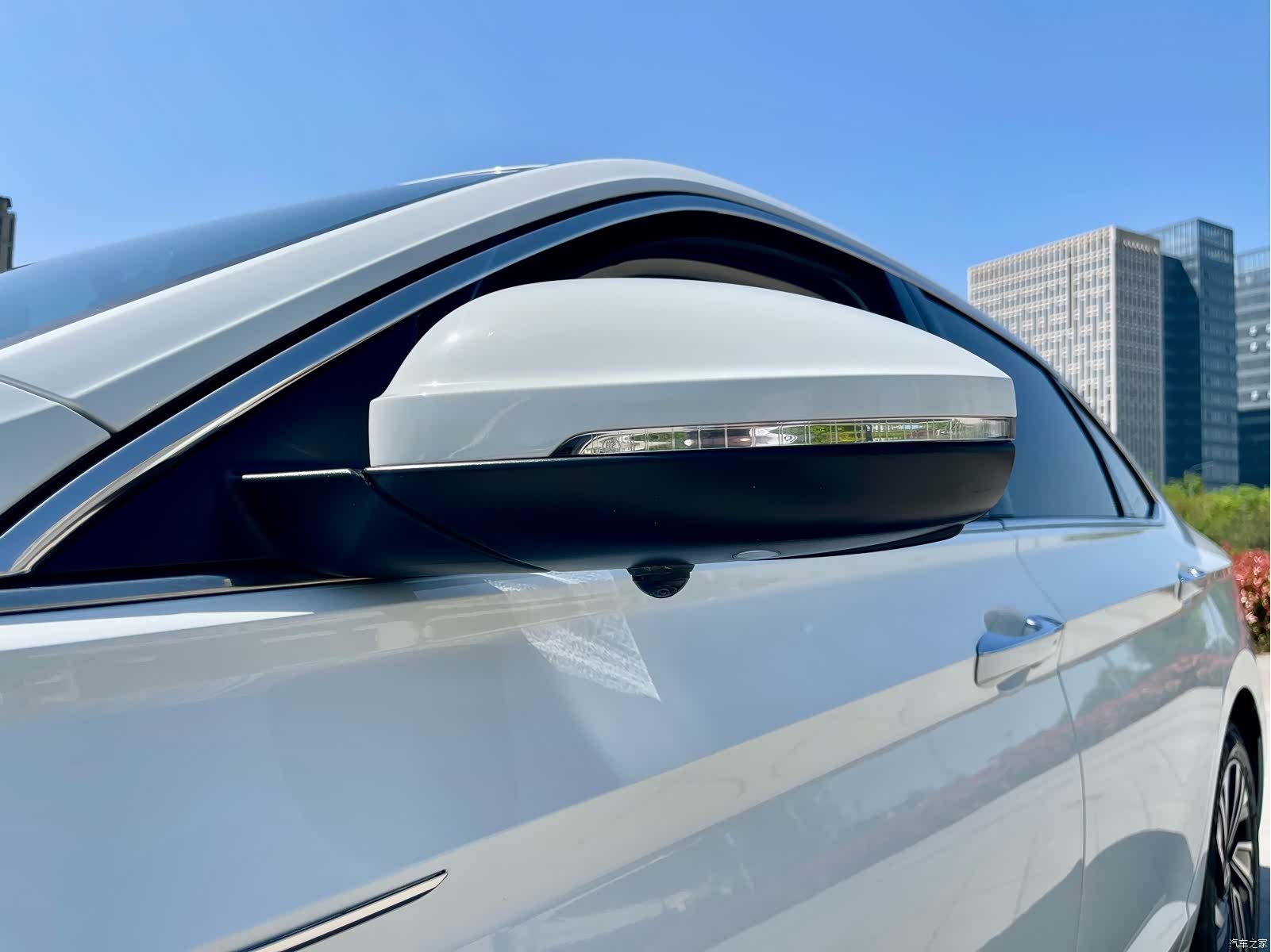 Volkswagen Sagitar, 2022 4