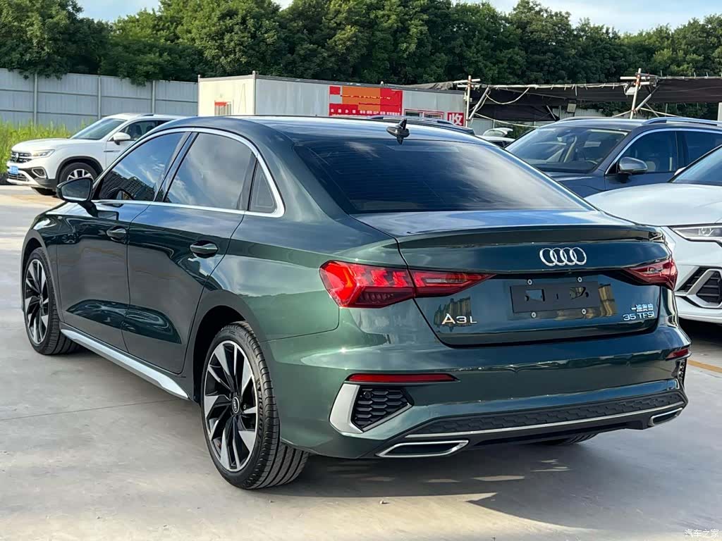 Audi A3, 2022 все фото