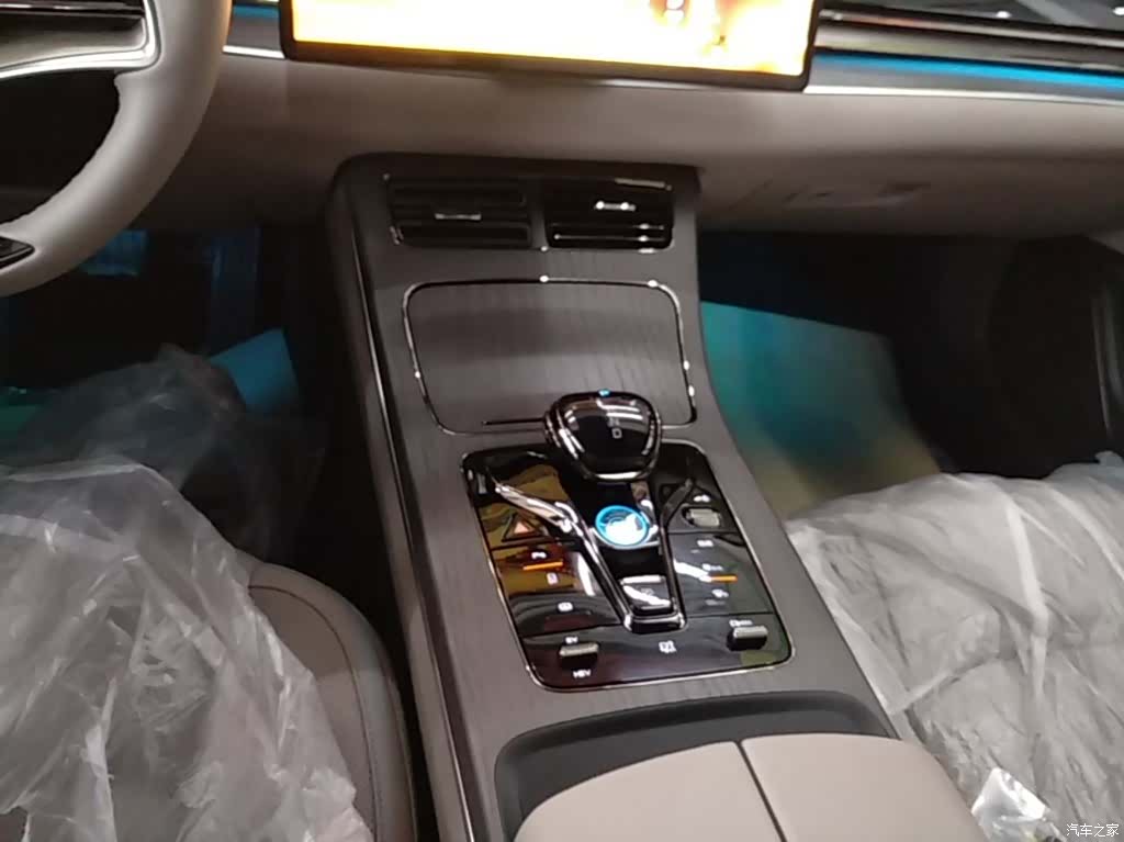 BYD Han, 2025 14