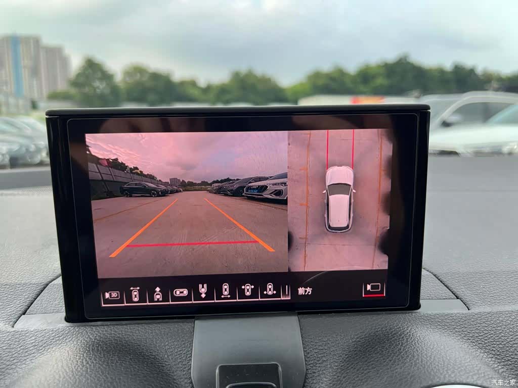 Audi Q2L, 2022 18