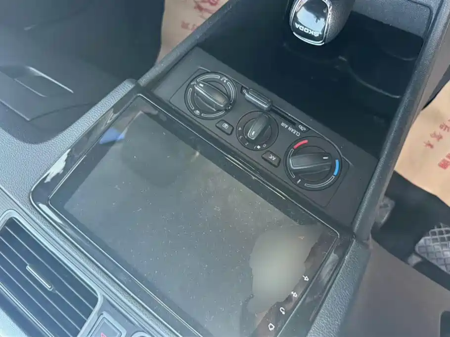 Skoda Xindong