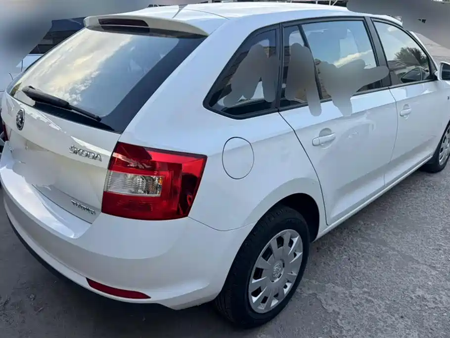 Skoda Xindong
