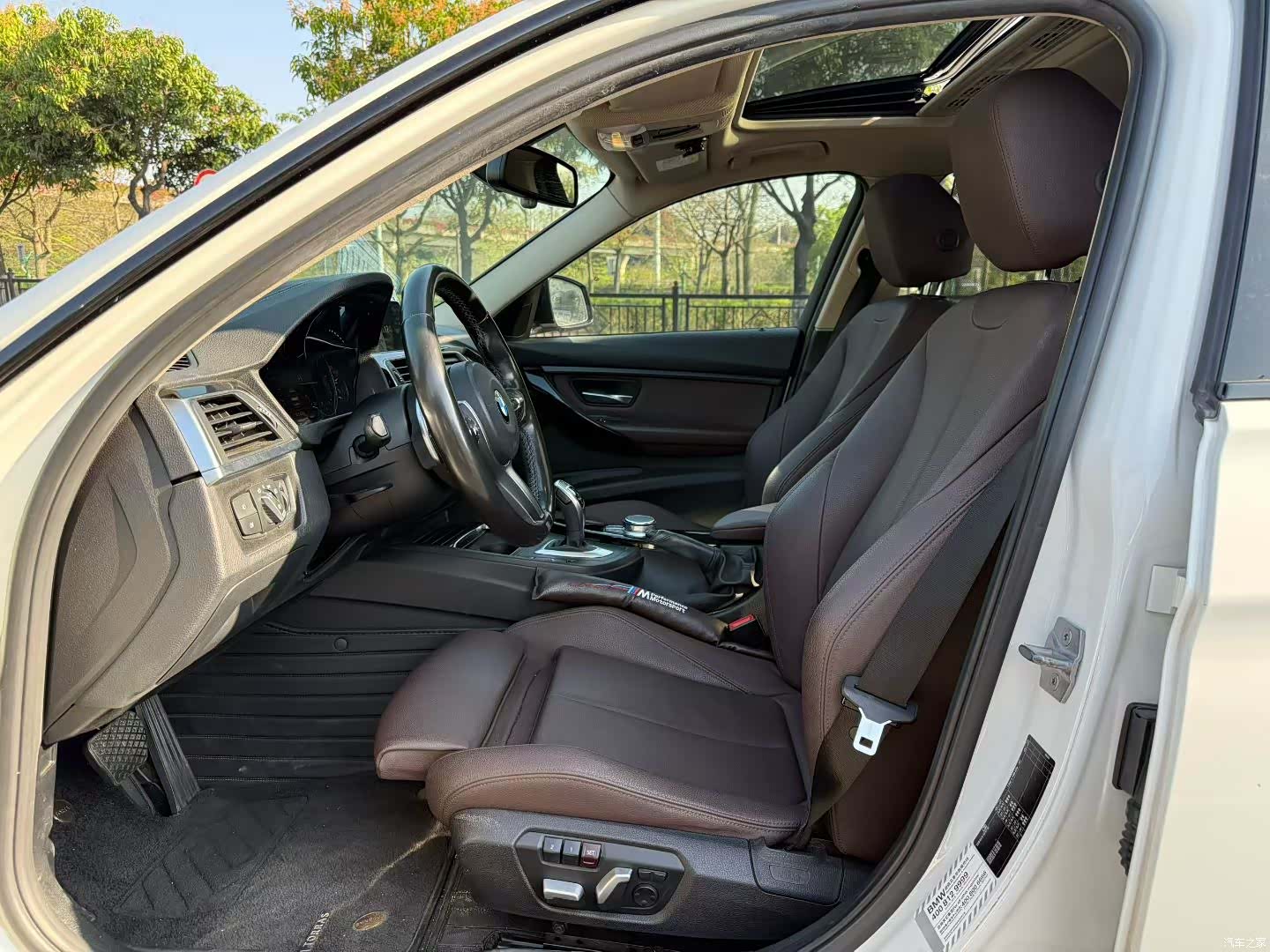 BMW 3 Series, 2018 все фото