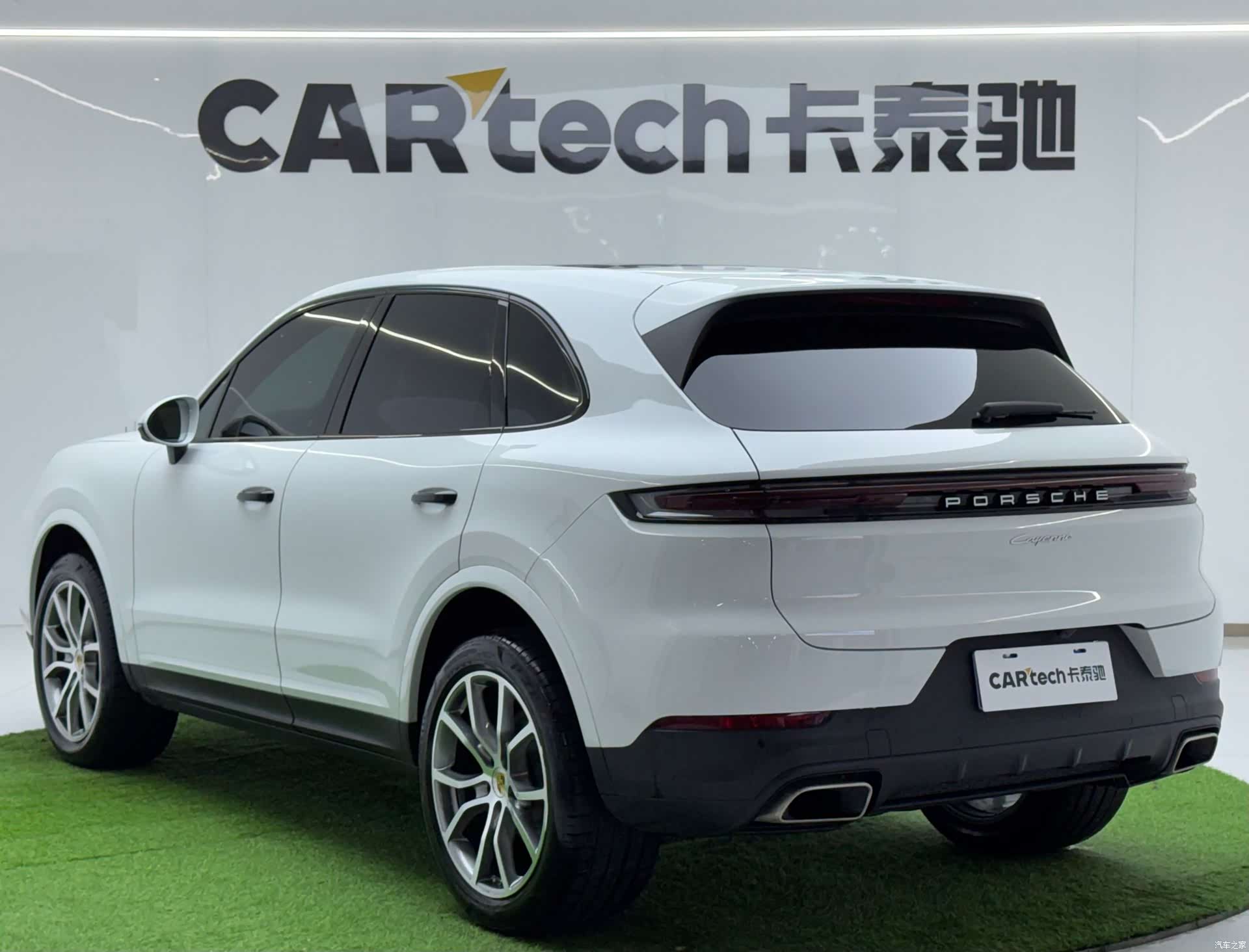 Porsche Cayenne, 2024 все фото