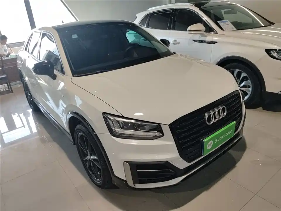 Audi Q2L