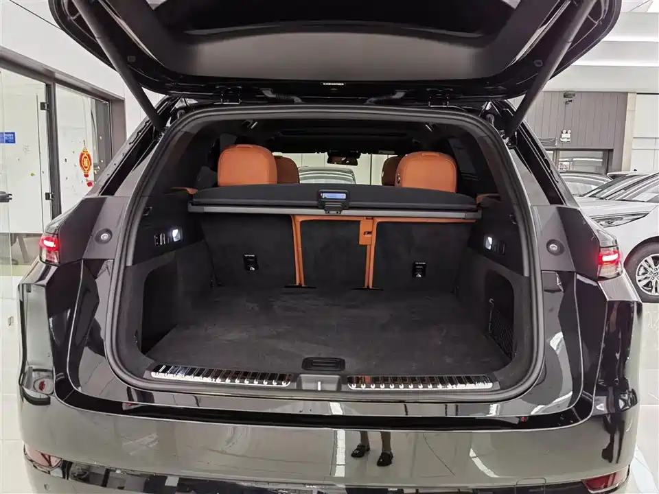 Li Auto Ideal L7