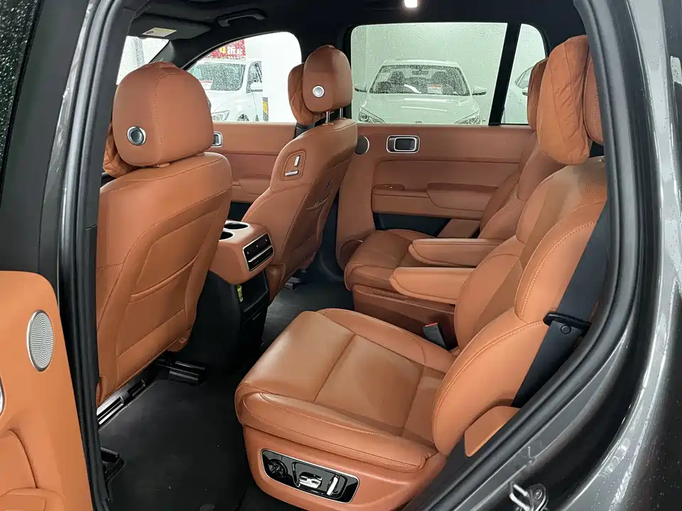Li Auto Ideal L8