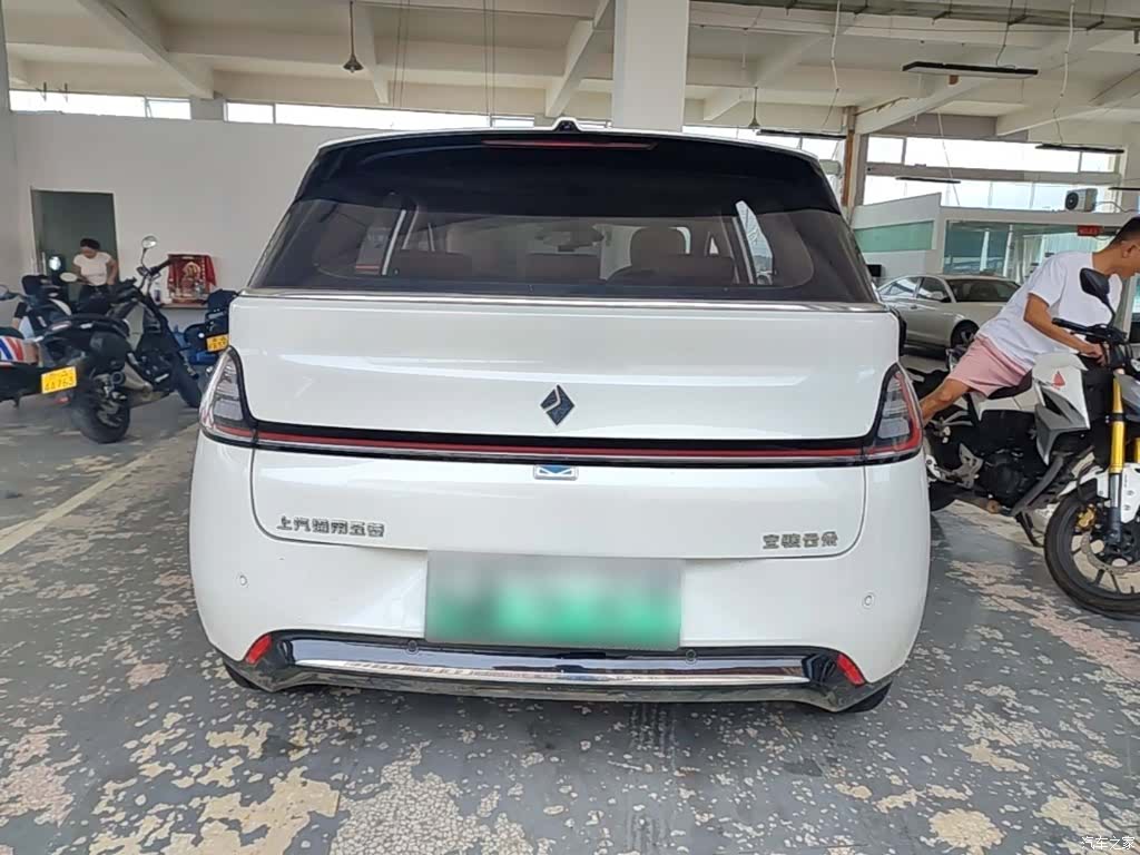 Wuling 460, 2023 6