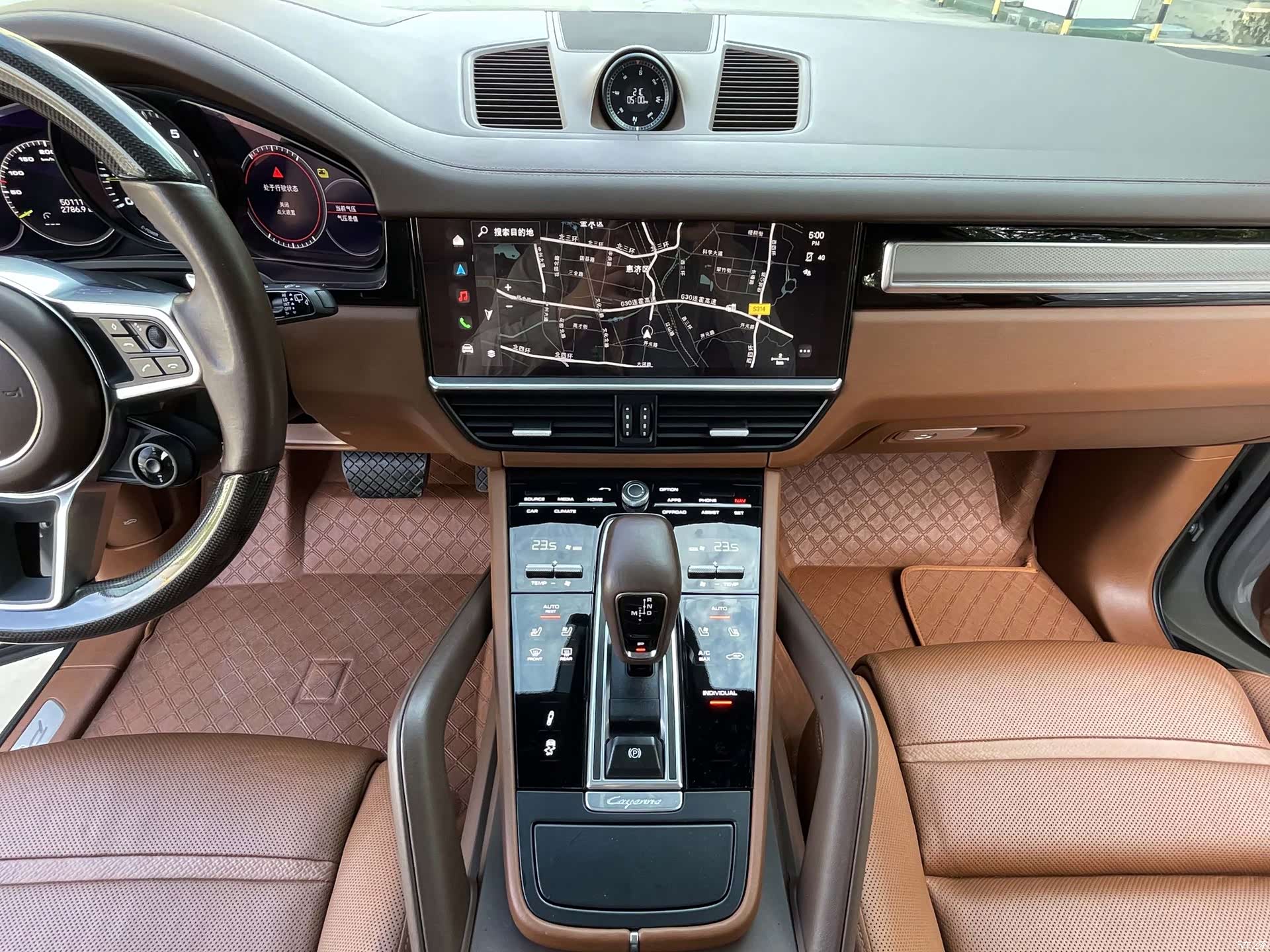 Porsche Cayenne, 2023 13